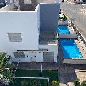 Villa Luxury - Private Pool - Wifi - Solarium